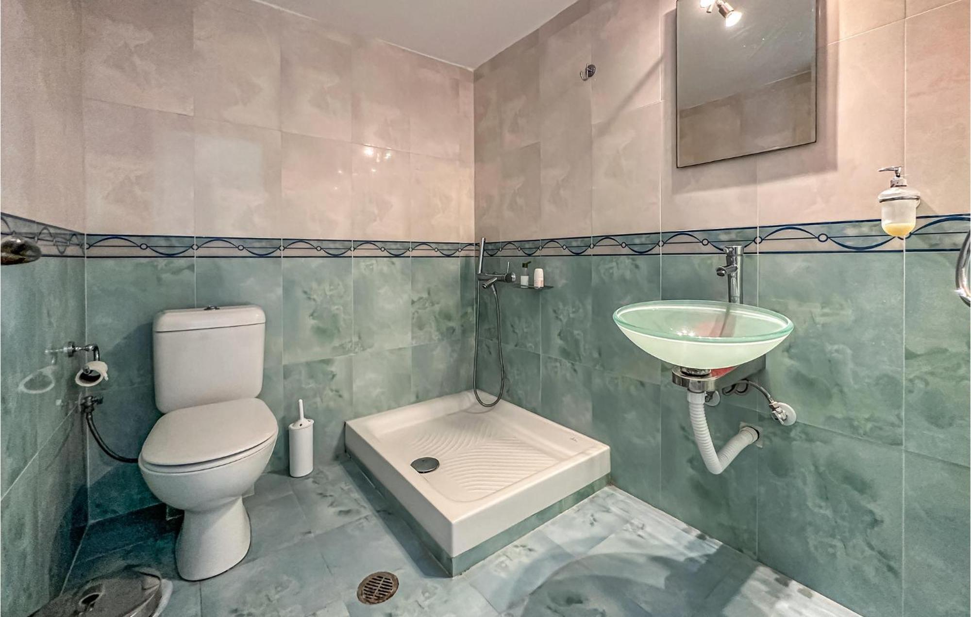 2 Bedroom Lovely Home In กาลามาตา ภายนอก รูปภาพ